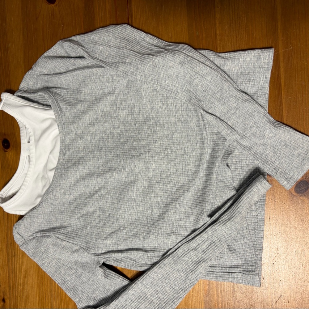 Old Navy Gray Ribbed Long Sleeve Crewneck Top